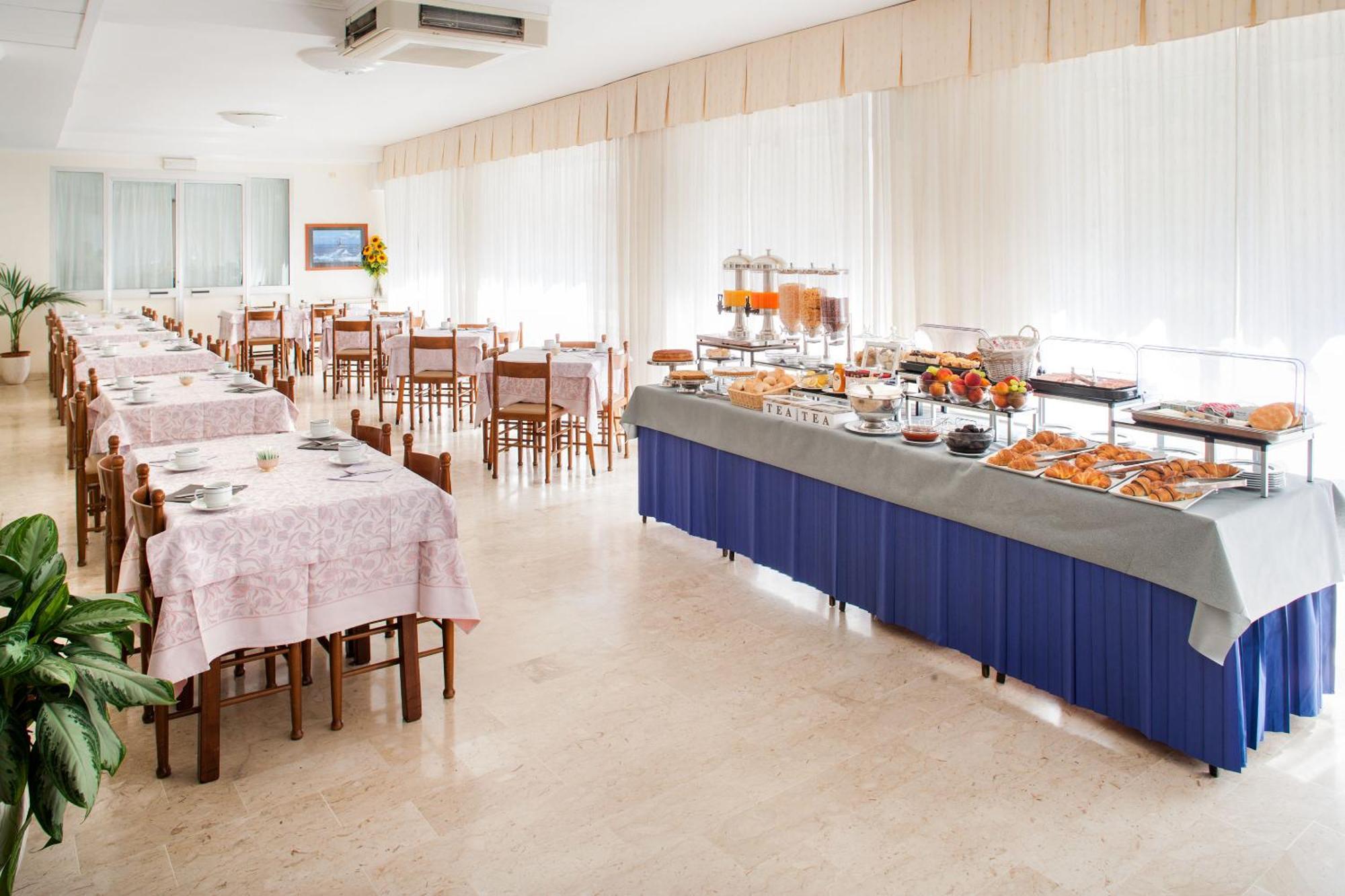Hotel Curtis Centrale Alassio Luaran gambar