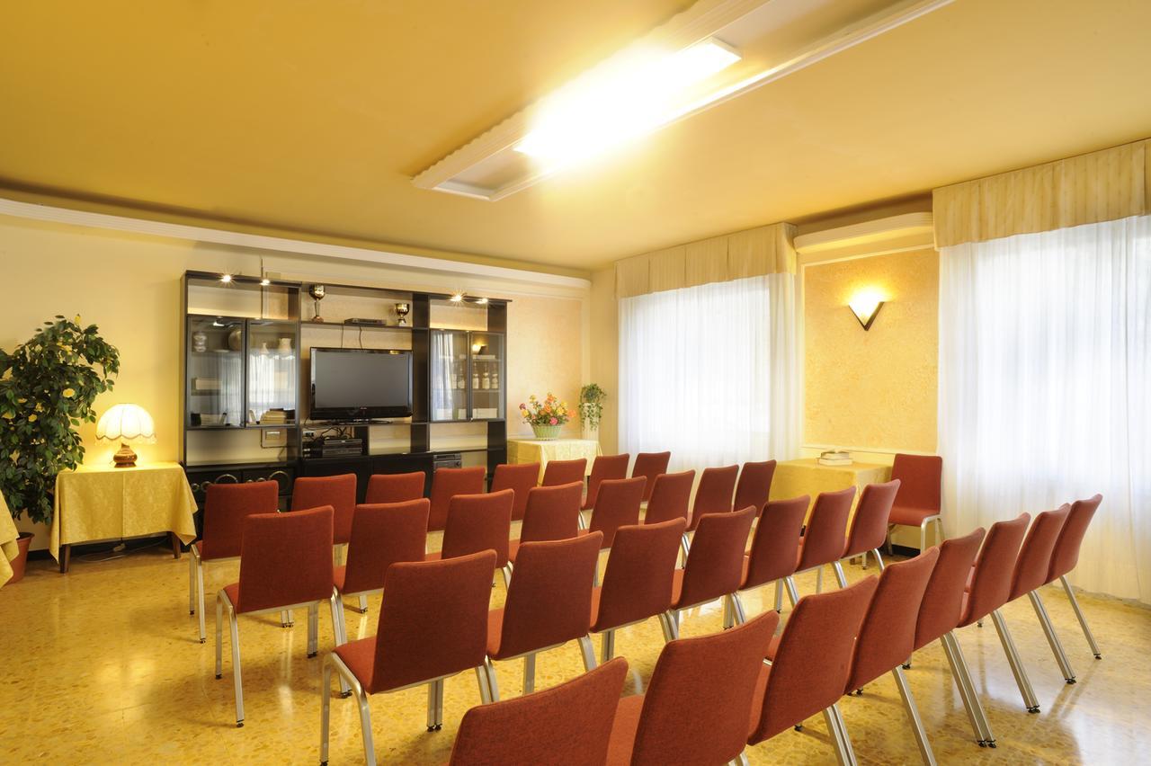 Hotel Curtis Centrale Alassio Luaran gambar